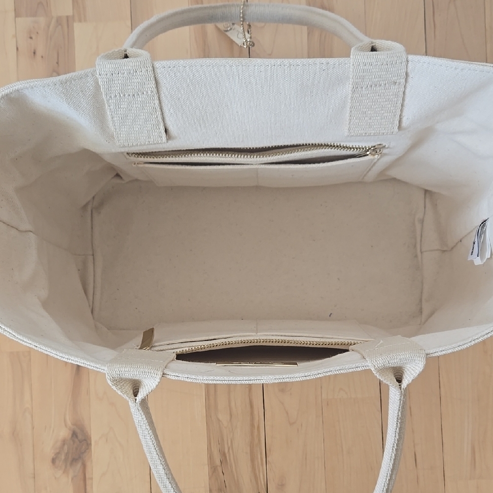 Elegant Cream Floral Tote Bag - Picture 8 of 12